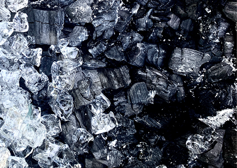 zoomed in on the ice